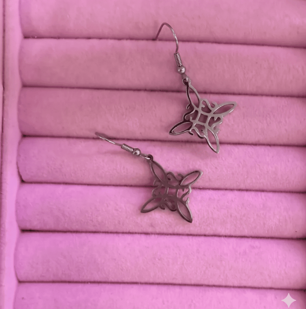 Arete nudo bruja