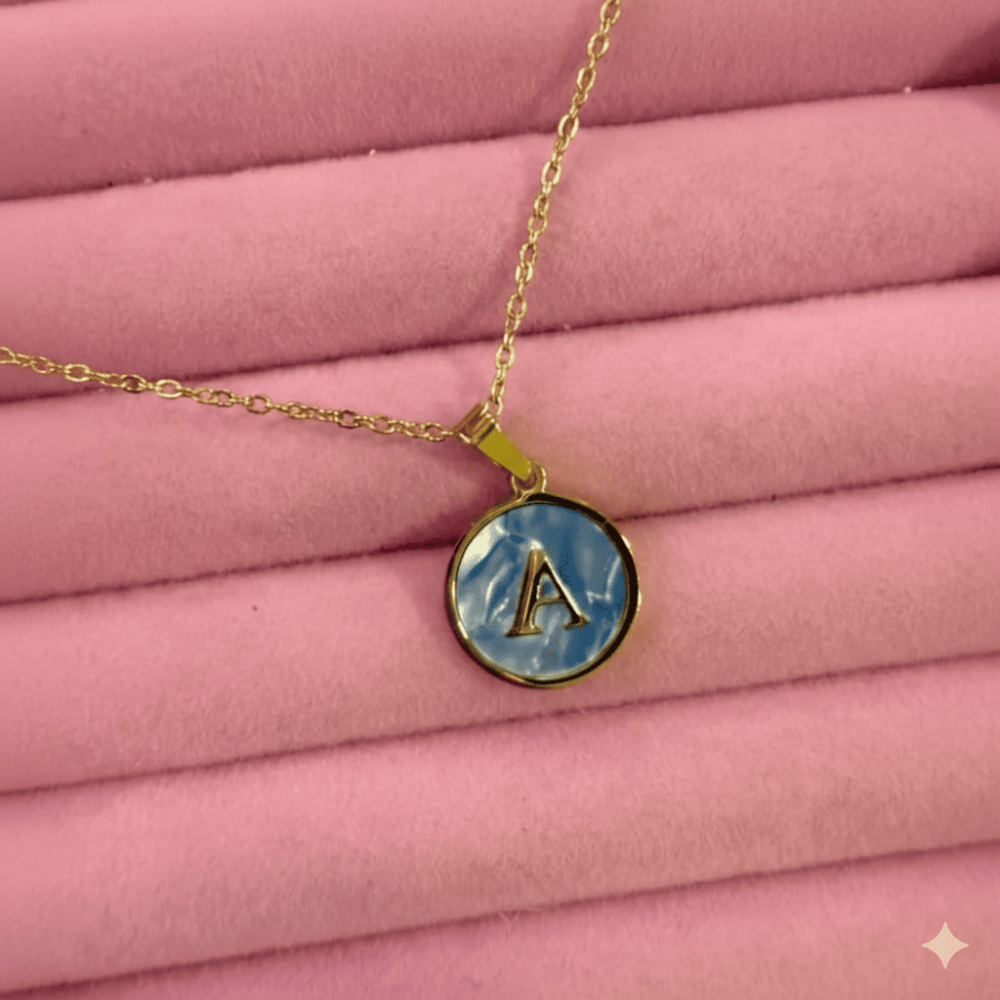 Collar inicial azul